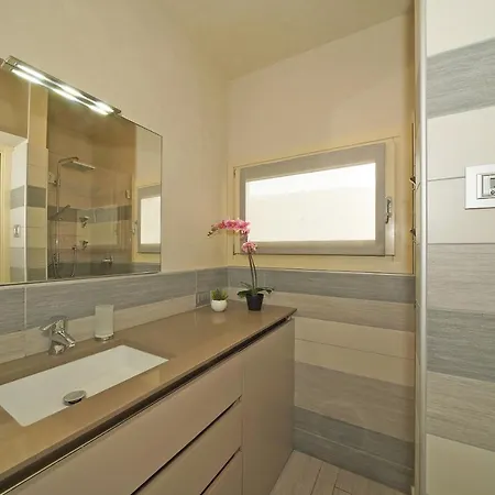 Apartment Elena